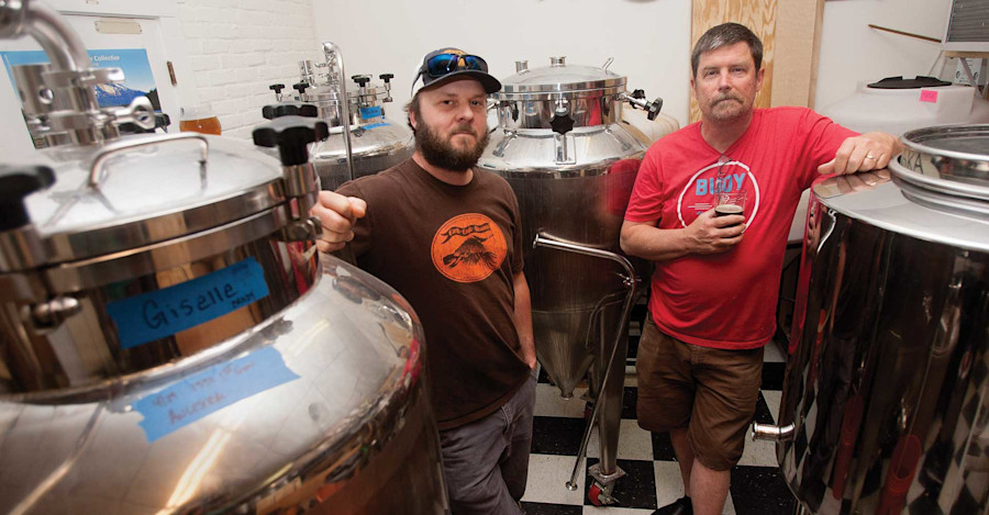 Breakout Brewer: Earth Eagle Brewings Image