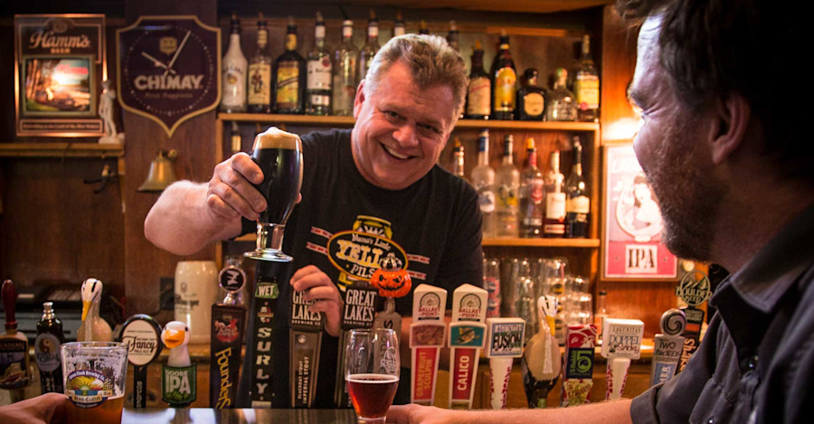 We Recommend Great Beer Bars in Milwaukee, Berlin, and Dallas Image