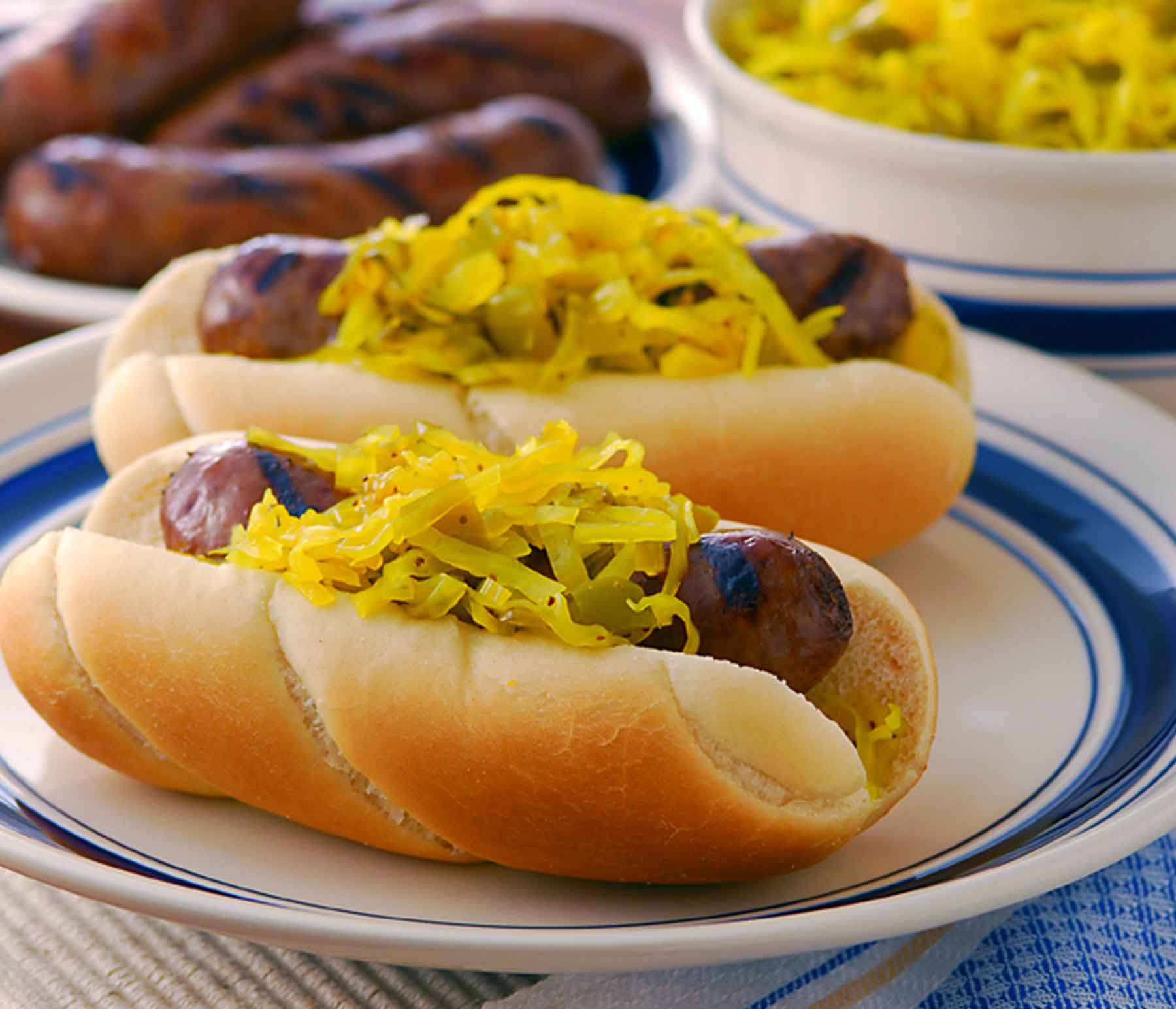 Grilled Bratwurst with Chow-Chow Relish | Kingsford™