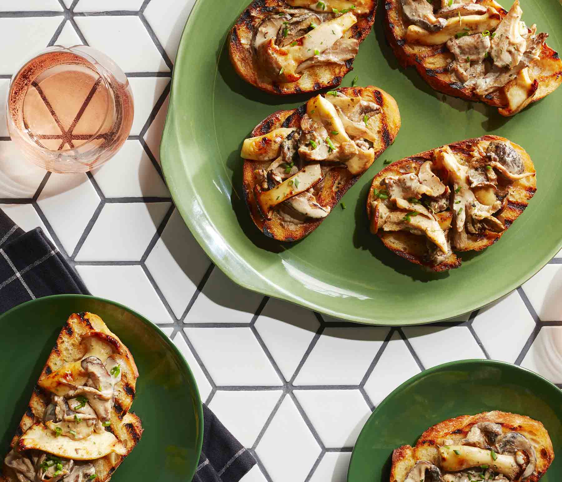 Grilled Mushroom Toast with Ranch Recipe | Kingsford™