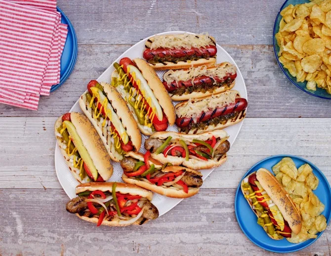 The Finish - textblock image 0 for how-to-grill-hot-dogs-sausages