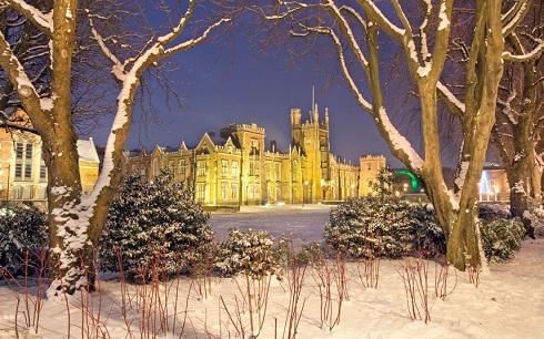 queens uni