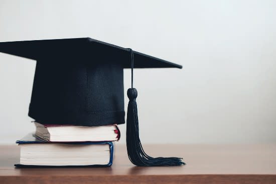  خطوات كتابة الأطروحة الأكاديمية