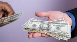 What College Students In The US Spend Money On