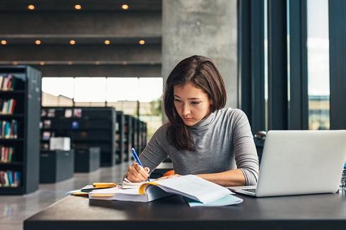 5 أسباب تدفعك للاستعانة بمستشار تعليمي للدراسة في الخارج