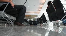 Airport lounge - tips when arriving in the country to study abroad