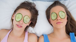 To have or not to have a roommate when studying abroad