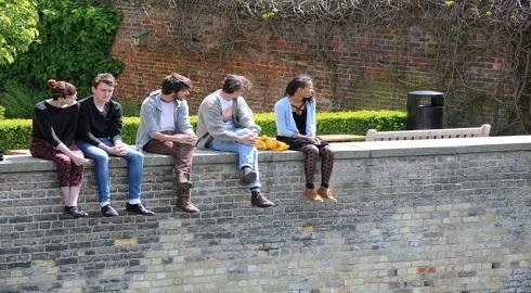 Vực dậy trạng thái sốc văn hóa những ngày đầu du học