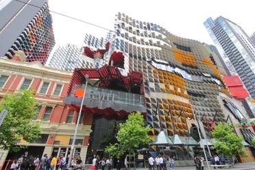 RMIT is offers courses for students who are interested in studying in Australia after completing 12th commerce.