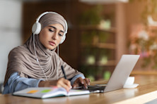أصعب لغة في العالم وكيفية تعلمها