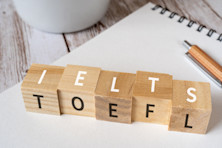IELTS mi TOEFL mı: Hangisine Girmelisin?