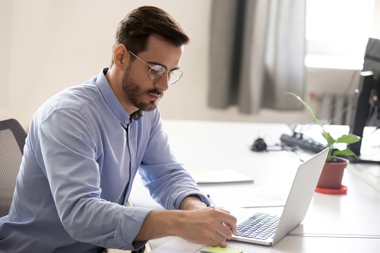 كيف تعمل على زيادة التركيز أثناء العمل من المنزل
