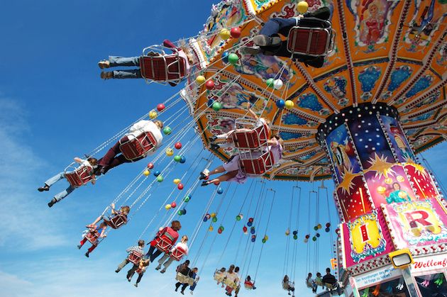  What to do in US go to Amusement park Six Flags Disney World 