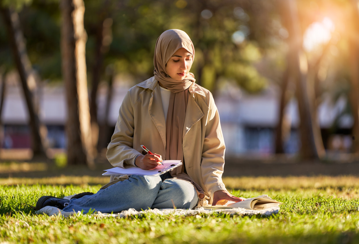 قضاء رمضان أثناء الدراسة في الخارج