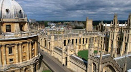 Why study hospitality management at Oxford Brookes University