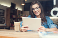 Öğrenciler İçin Freelance İşler: Evden Para Kazanmanın 10 Yolu (2026)