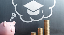 Muốn du học nhưng không có tiền: Có nên vay tiền để du học?