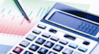 How to choose the right economics course for your career