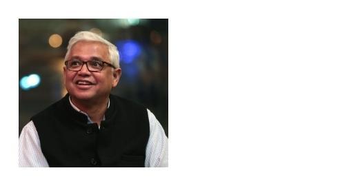 Amitav Ghosh is one of the famous Indian personalities who studied abroad