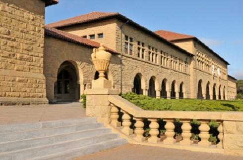 Salah satu gedung di Stanford University - Hotcourses Indonesia