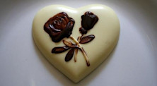 Socola hoa hồng - món quà Valentine tiết kiệm cho du học sinh