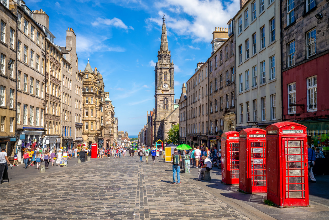 Öğrenci Şehir Rehberi: Edinburgh’da Yaşam ve Eğitim