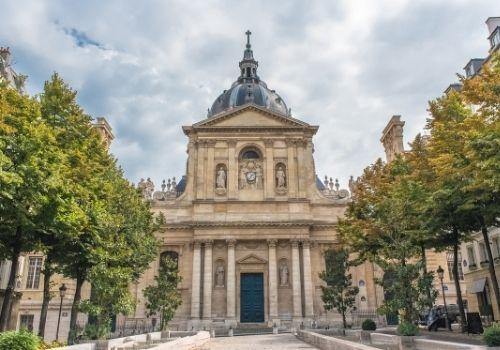 Sorbonne University adalah salah satu universitas unggulan Prancis yang menawarkan berbagai program studi untuk para awardee Beasiswa France Excellence S2