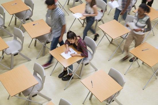 أنواع اختبارات القبول في الجامعات الأمريكية