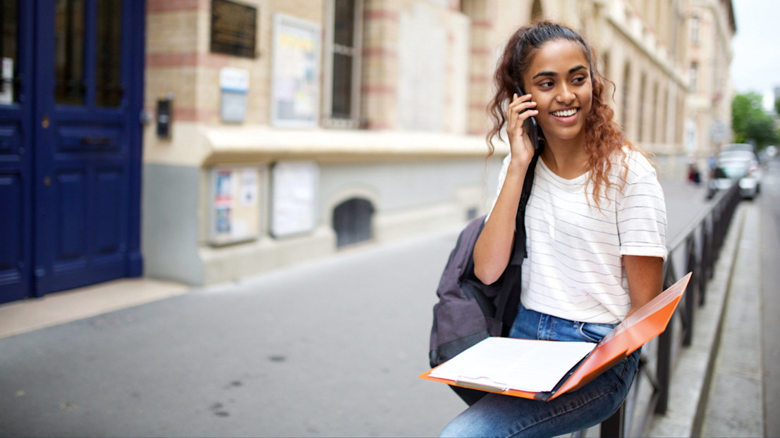 Calling UCAS Clearing hotlines