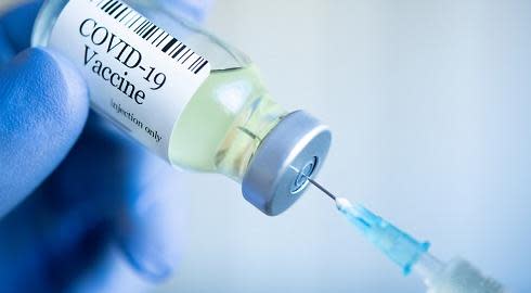 Người bào chế thành công vaccine Covid-19 từng học ngành gì?