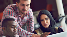 تطوّر سوق العمل ونمو أعداد الوظائف في الشرق الأوسط