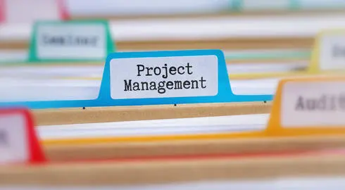 Có những bằng cấp nào được yêu cầu để làm Project Manager?
