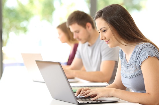 أنواع اختبارات القبول في الجامعات البريطانية