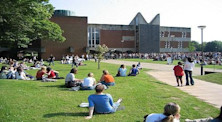 25 suất học bổng quốc tế Chancellor’s đại học Sussex