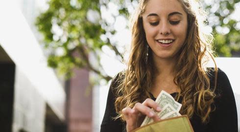 Useful Hacks to Save Money when Studying Abroad