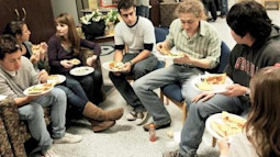 Six tips to help you make friends while studying in US