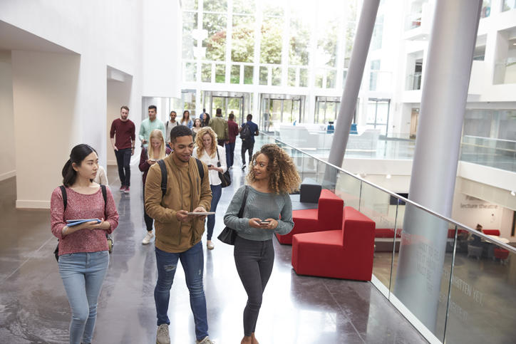 البرامج التمهيدية في الخارج