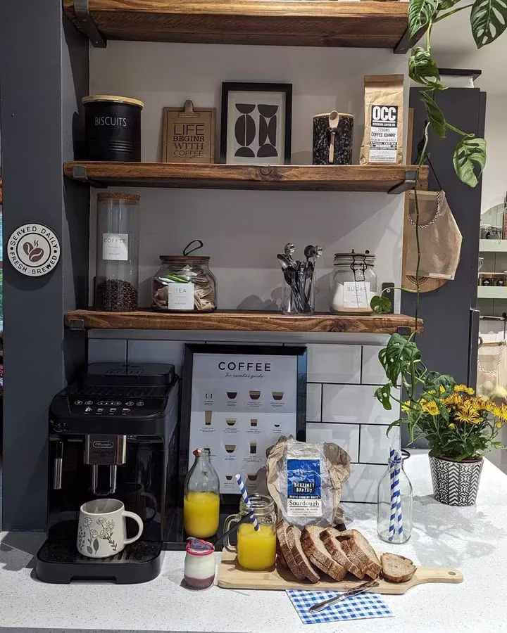 382048178 700986805391186 2517151207329517311 n