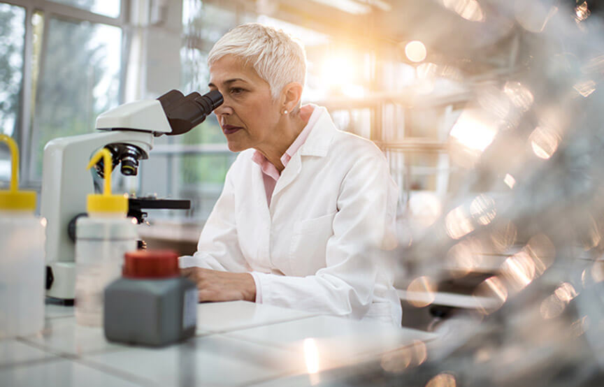 medical health professional in the lab