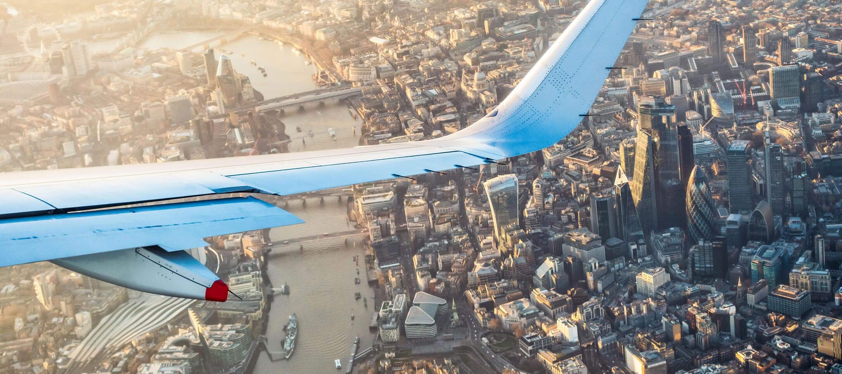 plane wind over London