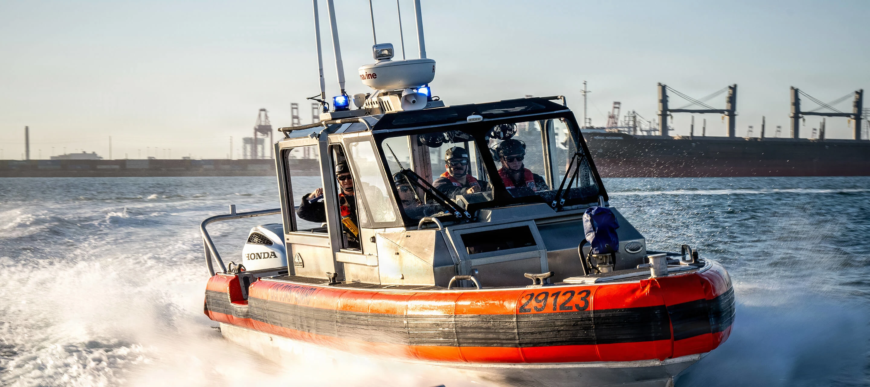 Coast Guard Station Los Angeles-Long Beach conducts non-complaint vessel pursuit training