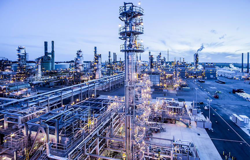 Oil refinery in Northern California 