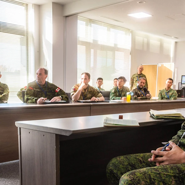 soldiers in a room together