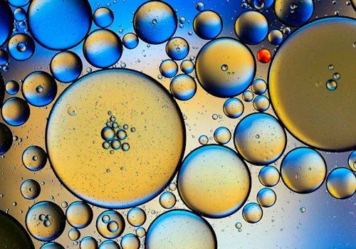 molecule bubbles in blue and yellow