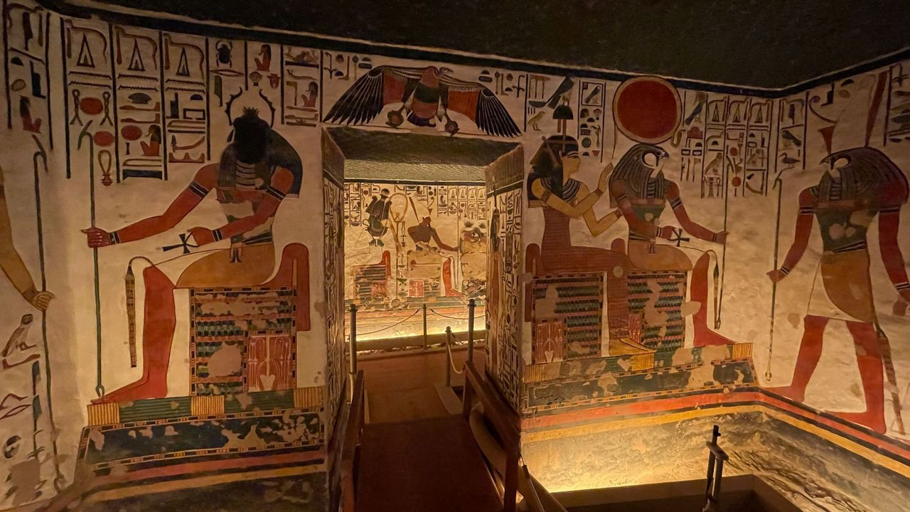 luxor nefetari tomb1