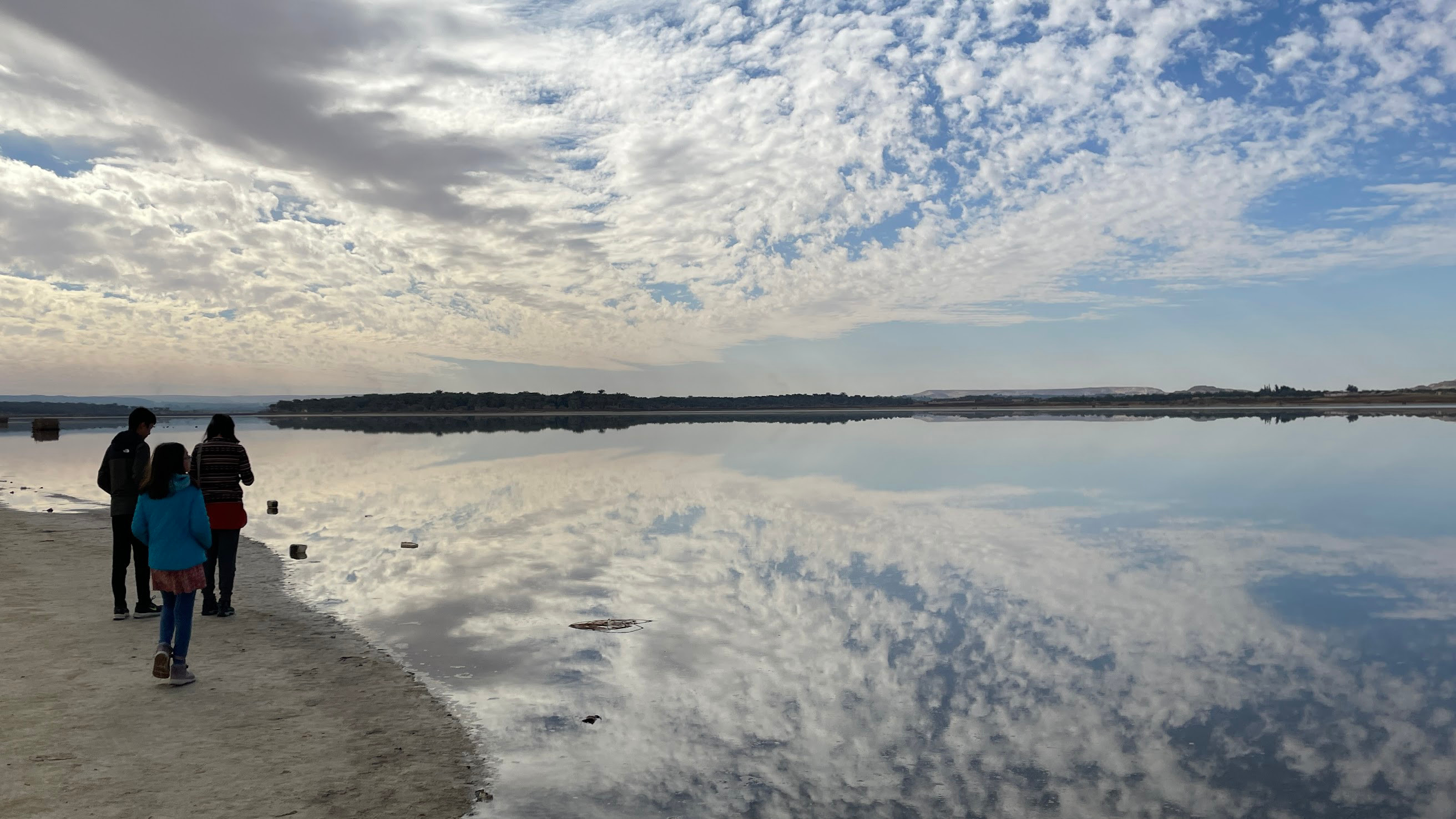 egypt desert mirror lake