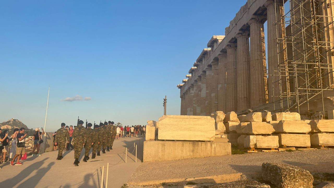 athens acropolis solders