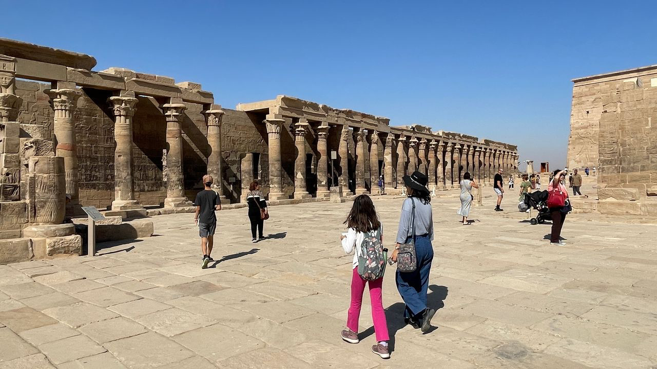phila temple columns