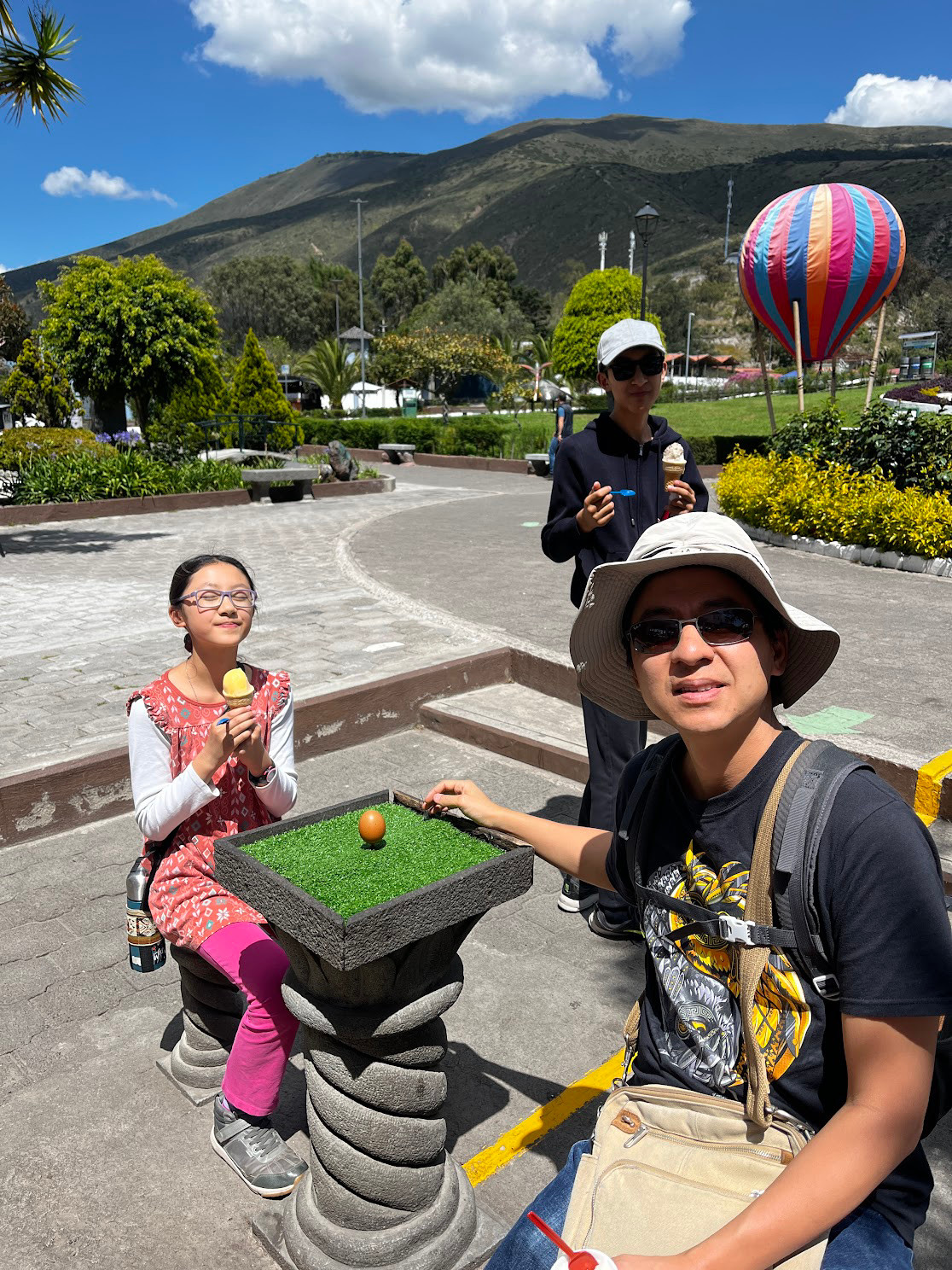 quito egg eruct