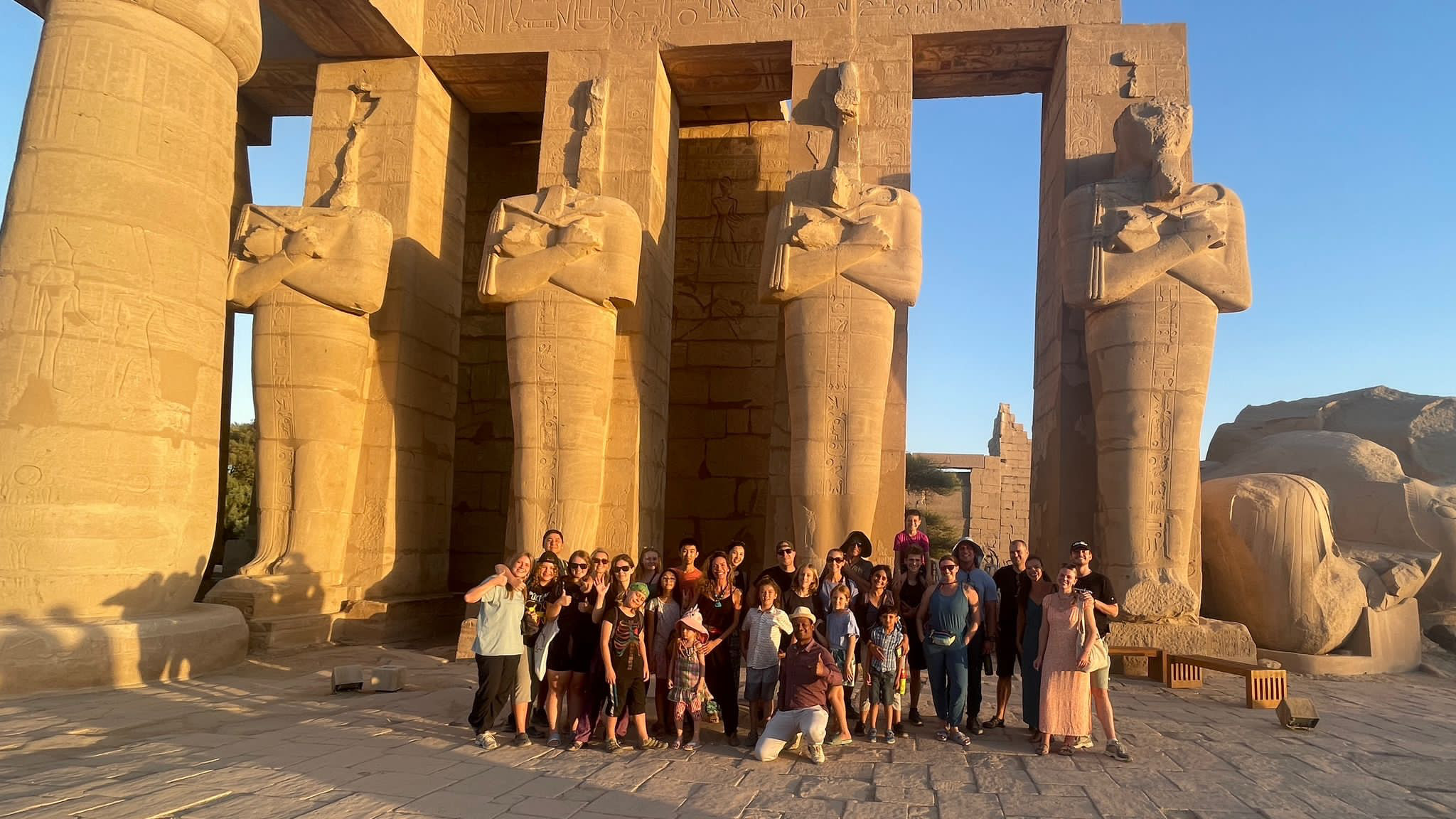 luxor group photo ramsseum